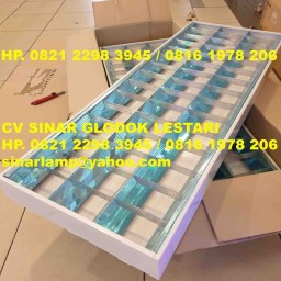 Kap TL RM Outbow 3 x 36 Watt Kap TL RM Outbow 3 x 36 Watt
